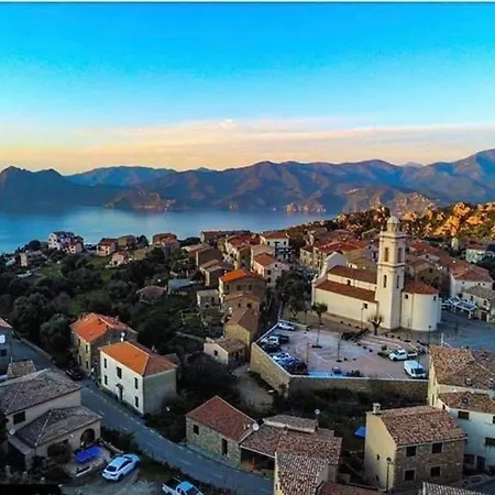 بيت للعطل A Stalla *